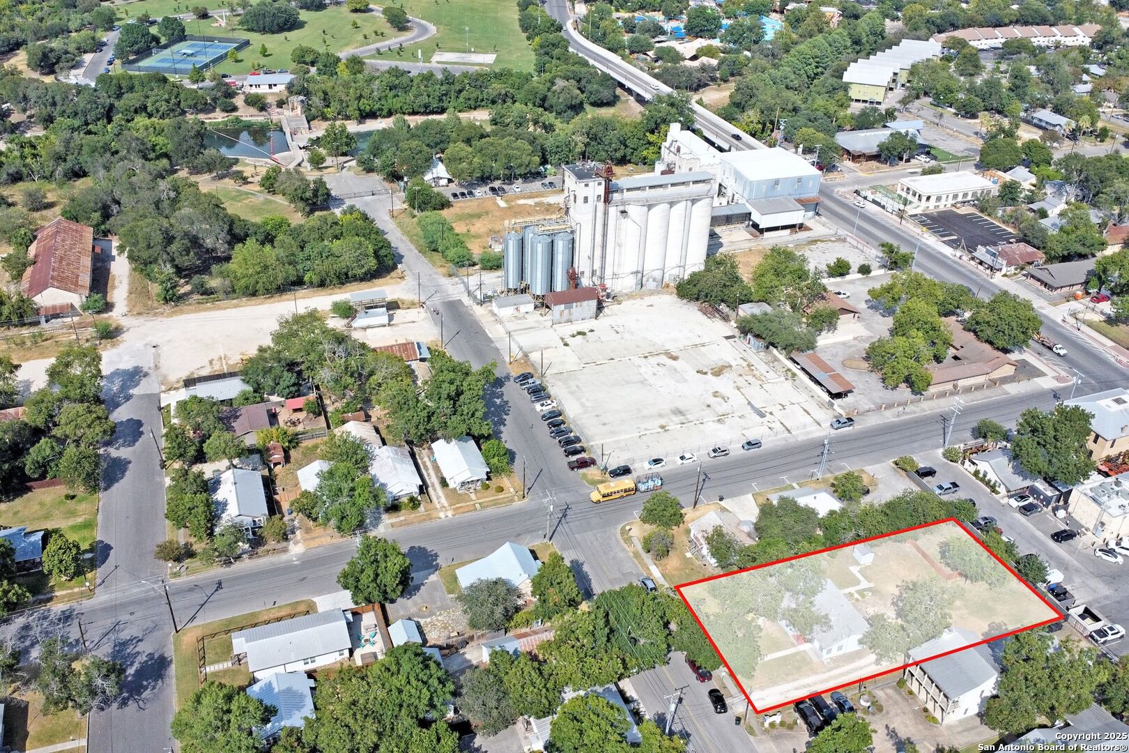 268 E Mill Street New Braunfels TX 78130