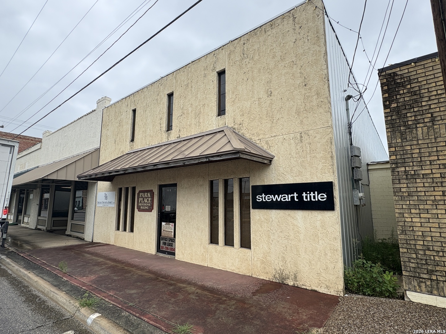 1616 Avenue M Hondo TX 78861