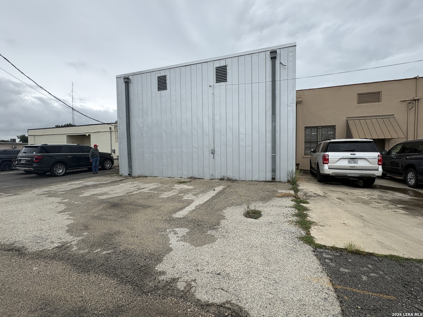 1616 Avenue M Hondo TX 78861
