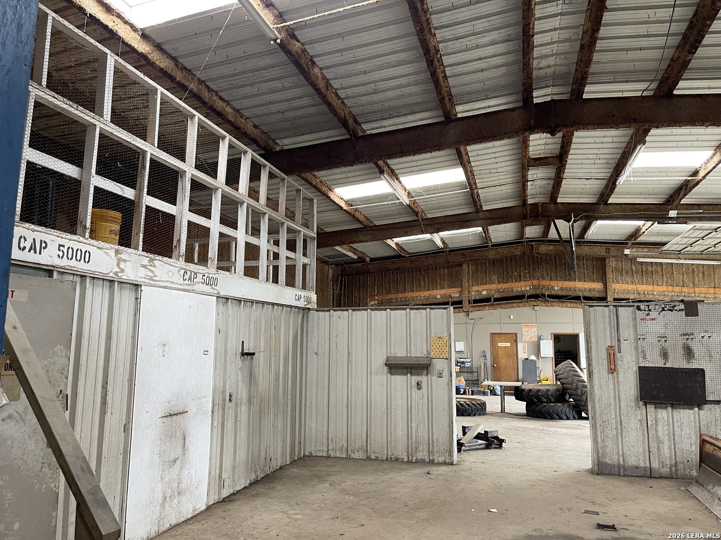 2081 Bi 35 E Pearsall TX 78061