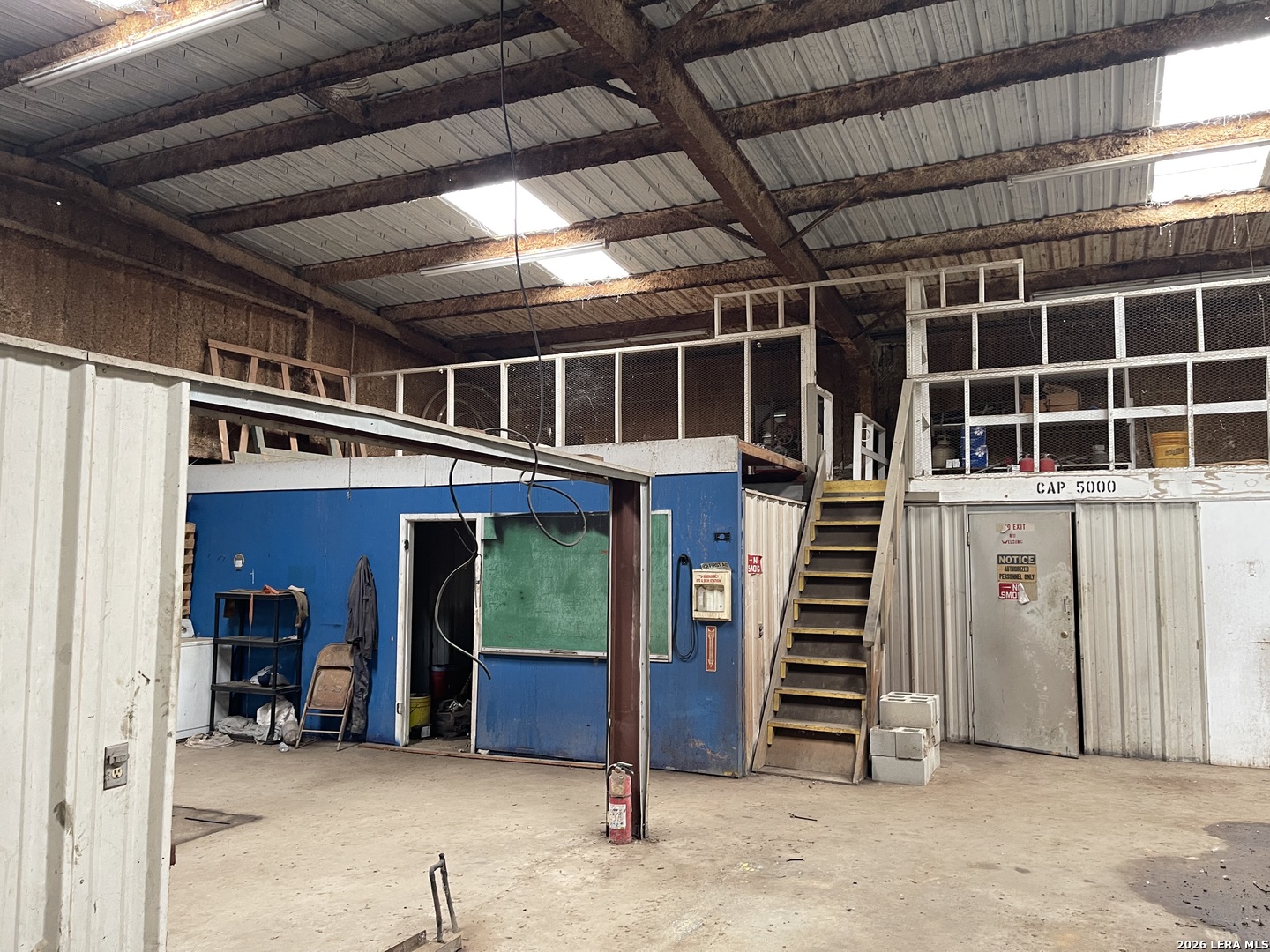 2081 Bi 35 E Pearsall TX 78061