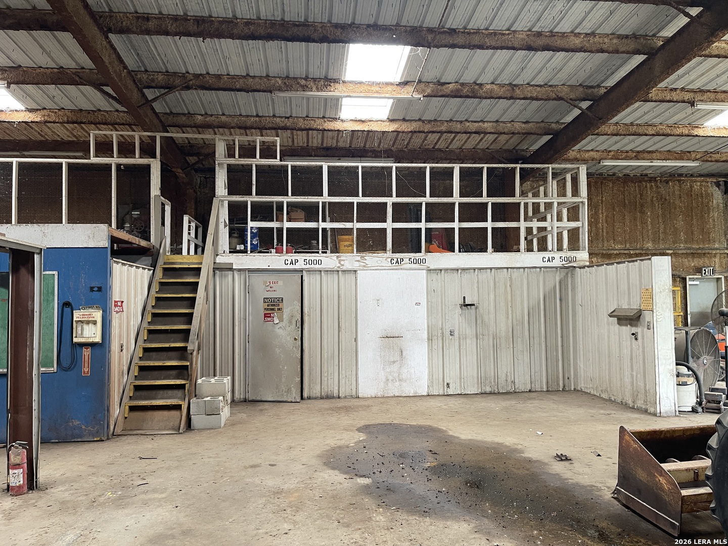 2081 Bi 35 E Pearsall TX 78061
