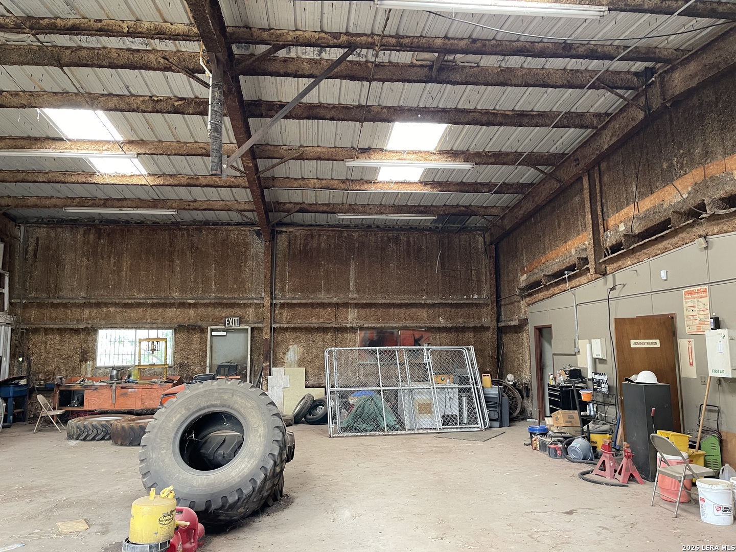 2081 Bi 35 E Pearsall TX 78061