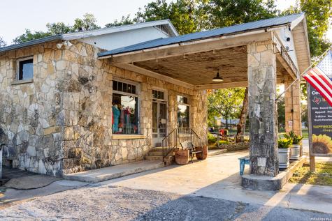 9878 State Highway 16 S Pipe Creek TX 78063