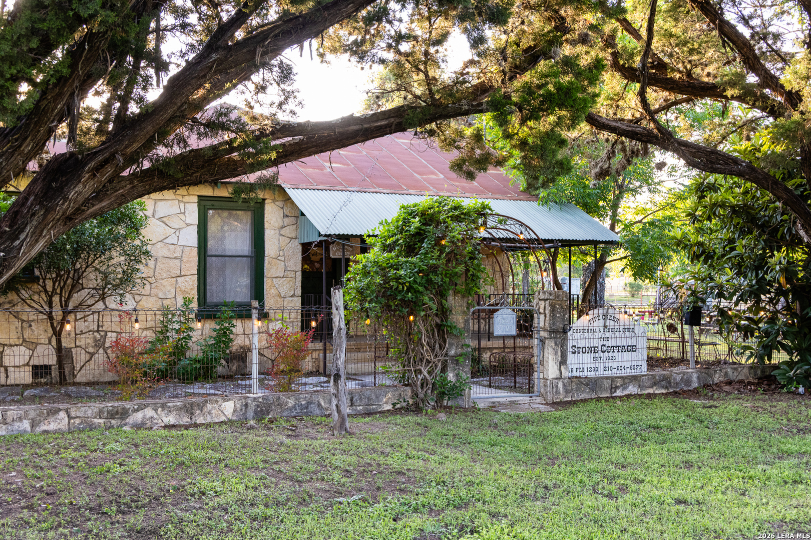 9878 State Highway 16 S Pipe Creek TX 78063
