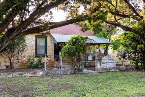 9878 State Highway 16 S Pipe Creek TX 78063