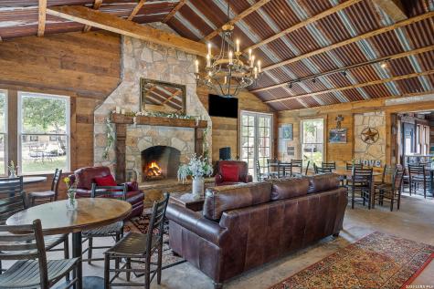 9878 State Highway 16 S Pipe Creek TX 78063