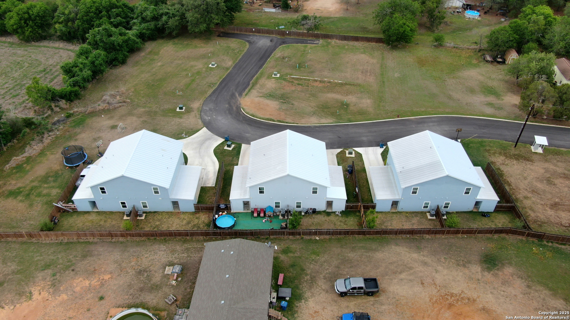 201 Lantana Floresville TX 78114