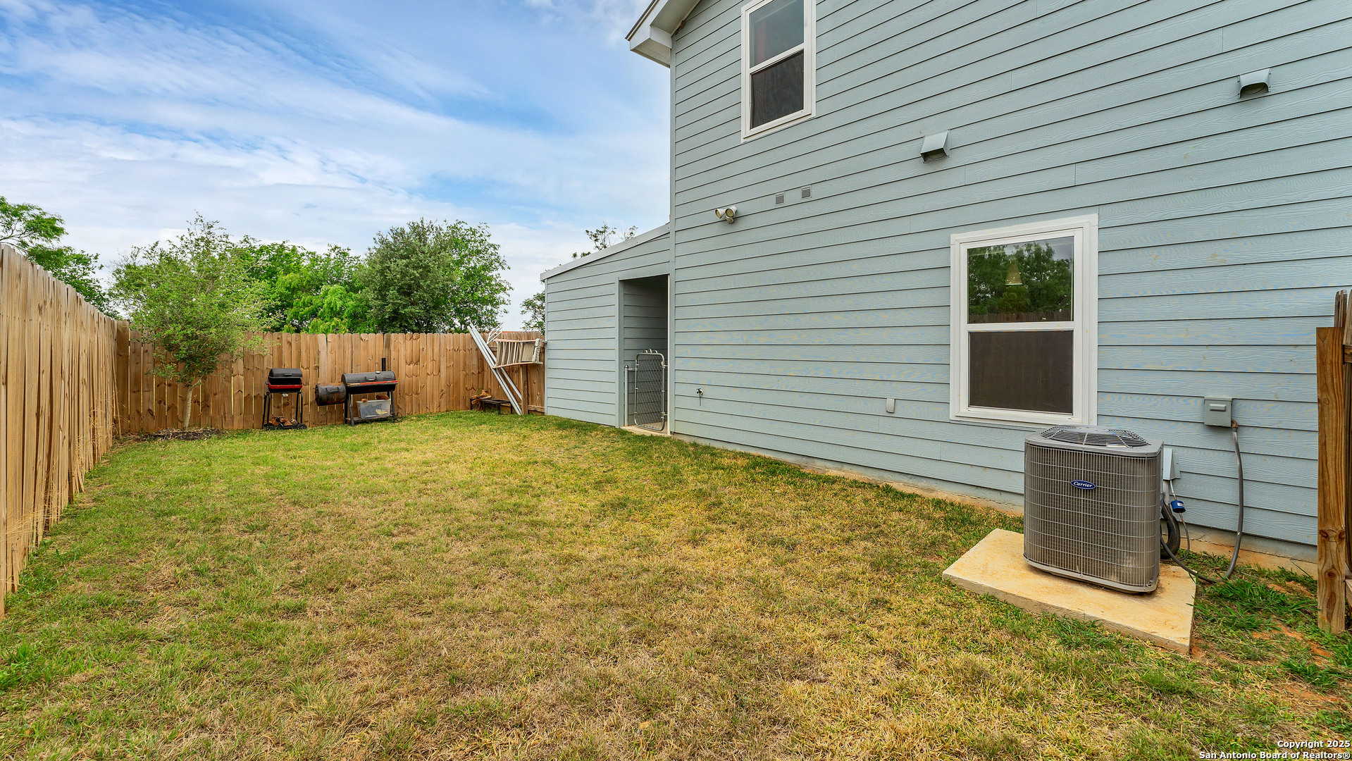 201 Lantana Floresville TX 78114
