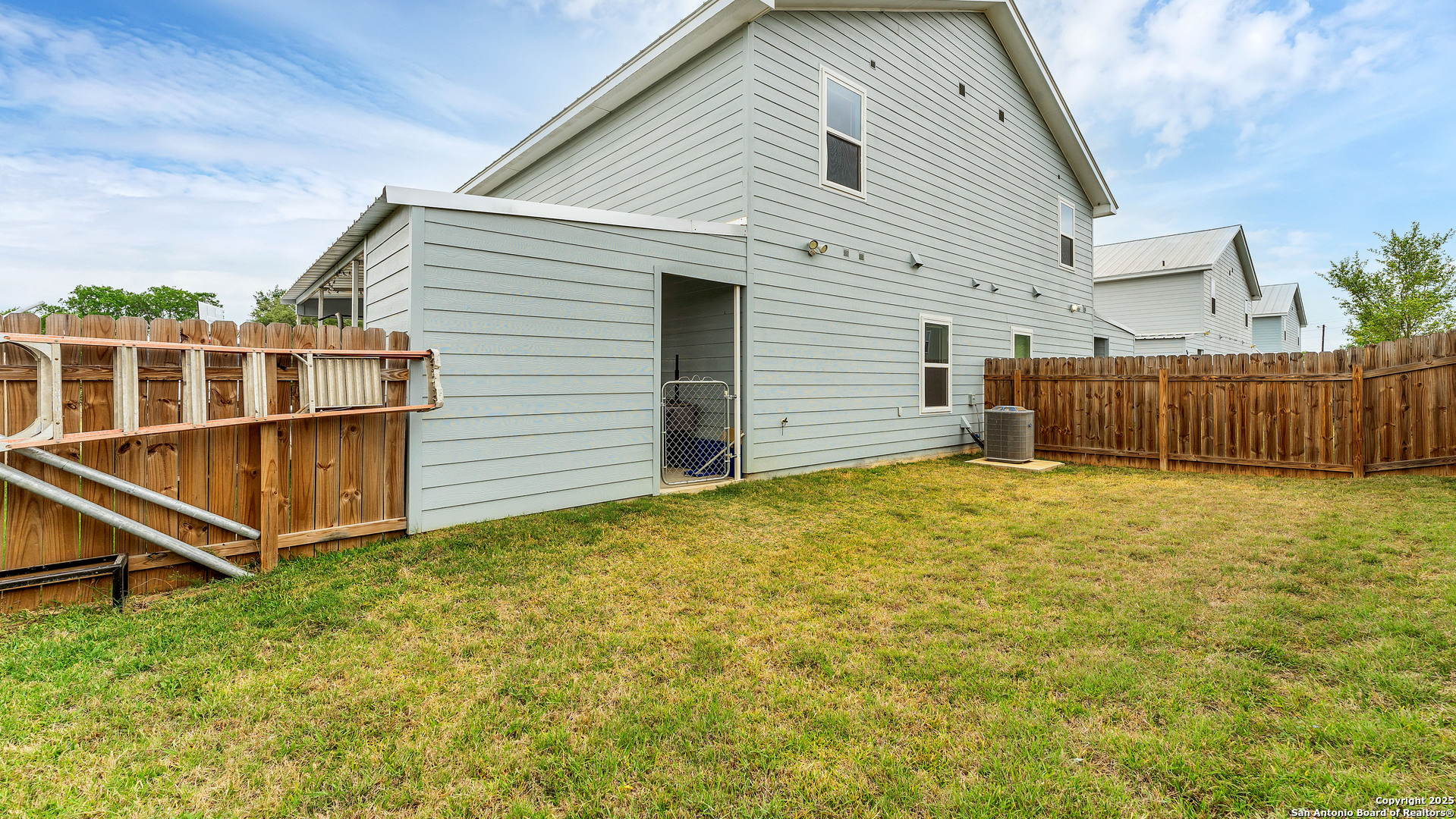 201 Lantana Floresville TX 78114