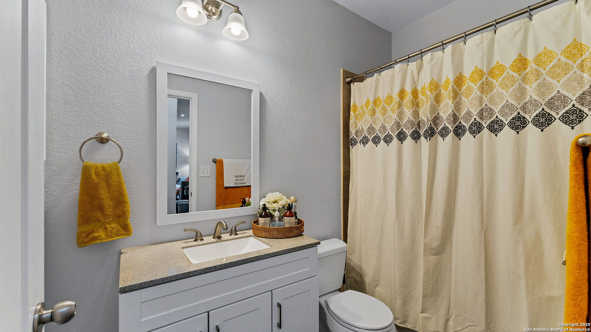 201 Lantana Floresville TX 78114