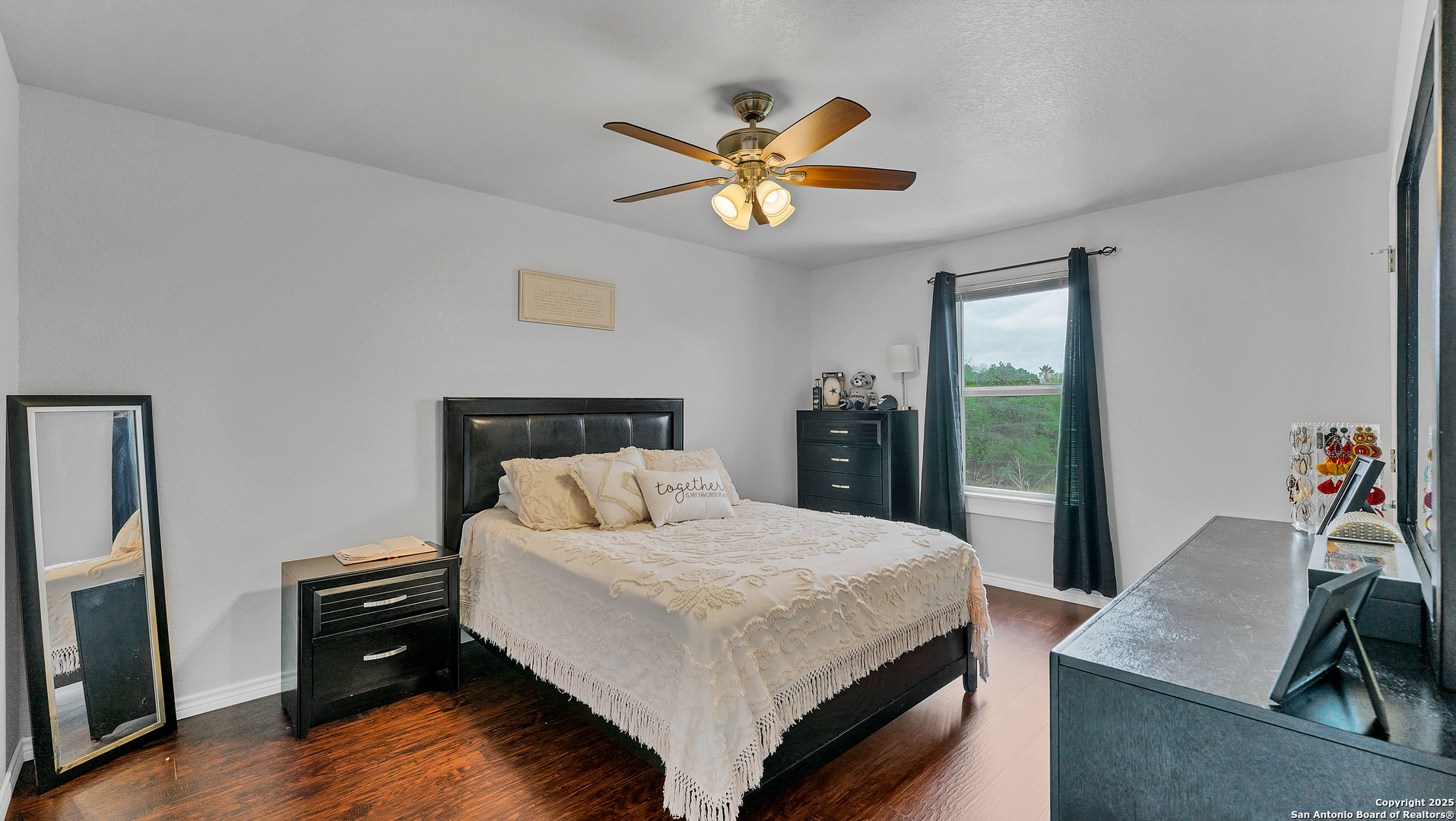 201 Lantana Floresville TX 78114