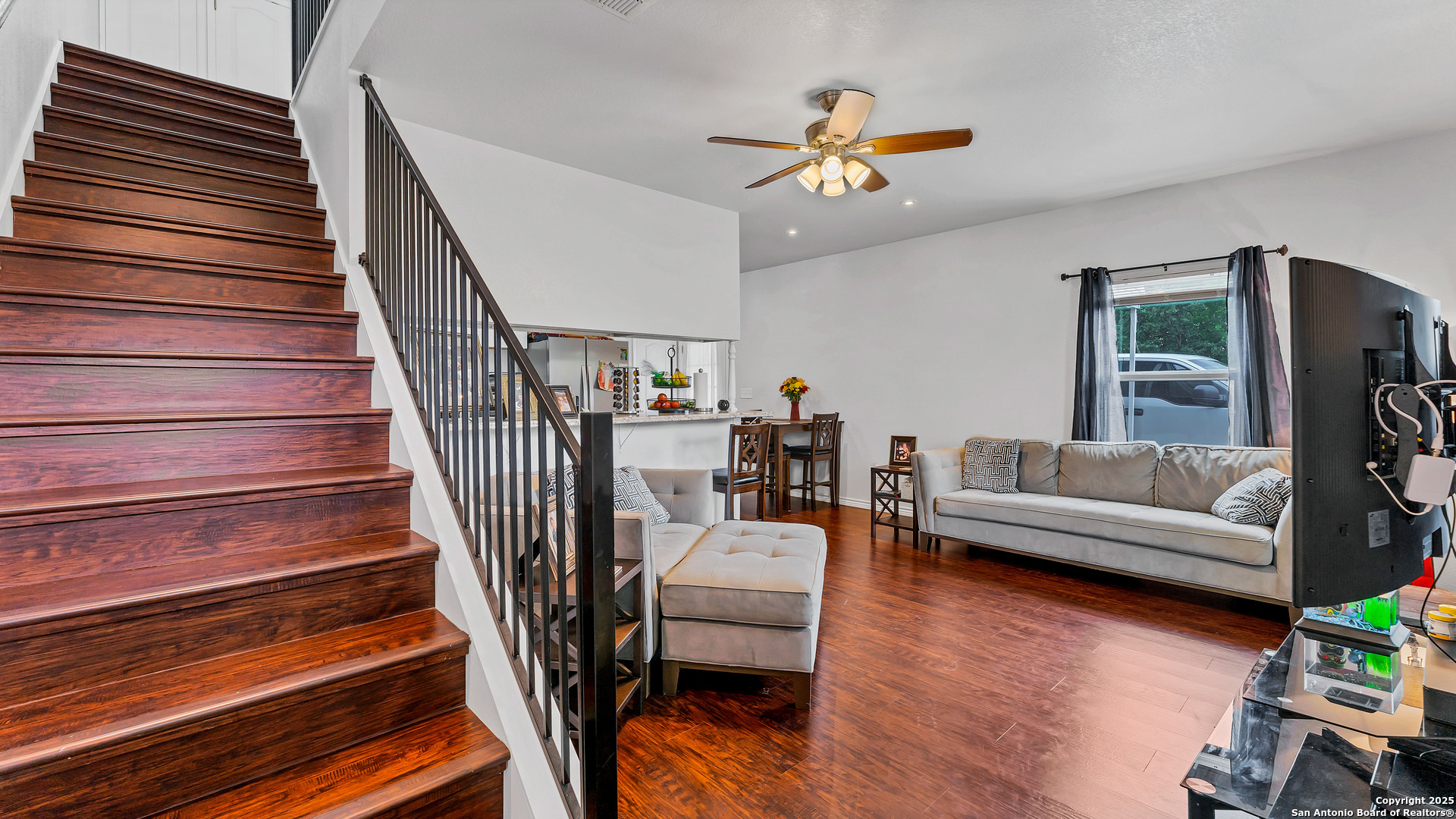 201 Lantana Floresville TX 78114