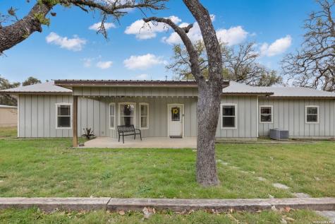 1811 N Llano Street Fredericksburg TX 78624