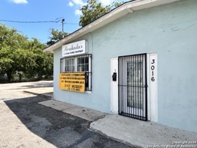 3016 S Presa San Antonio TX 78210
