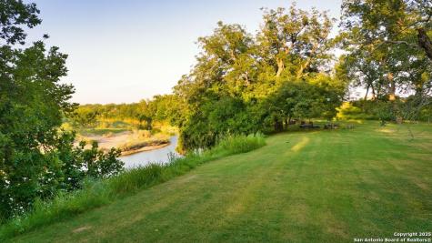 13502 Us Highway 290 Stonewall TX 78671