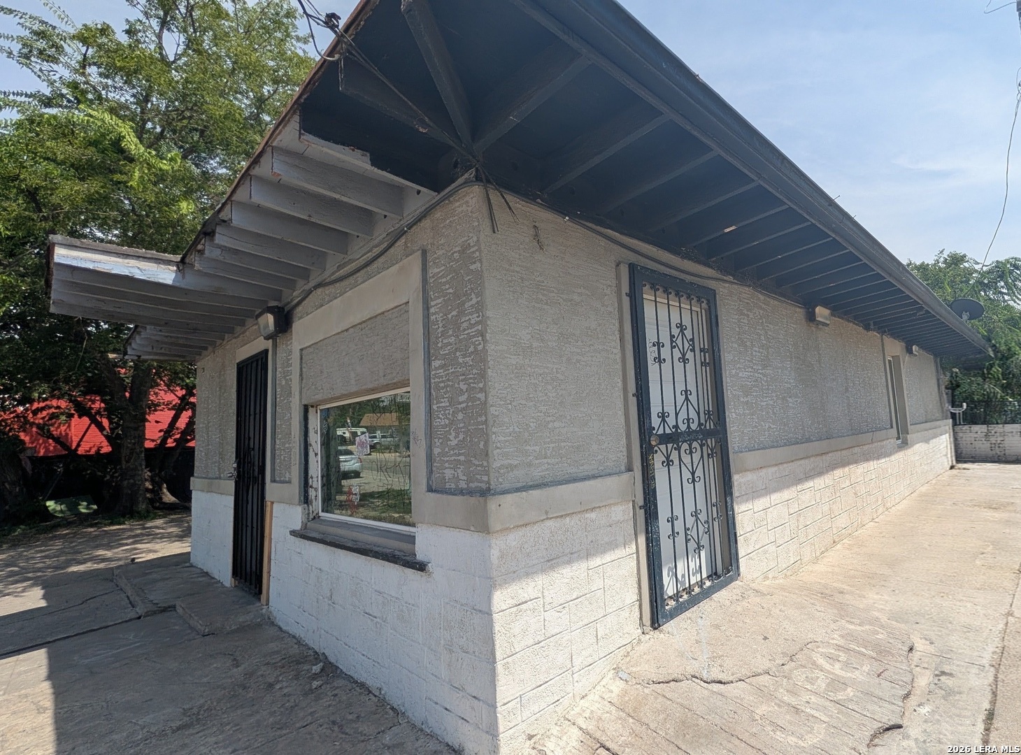 2126 Guadalupe San Antonio TX 78207