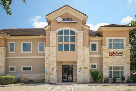 2 Spurs Lane San Antonio TX 78240
