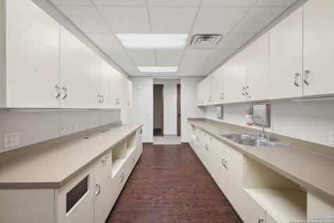 2 Spurs Lane San Antonio TX 78240