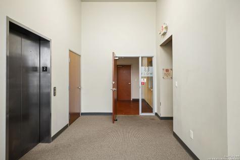 2 Spurs Lane San Antonio TX 78240