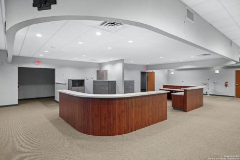 2 Spurs Lane San Antonio TX 78240