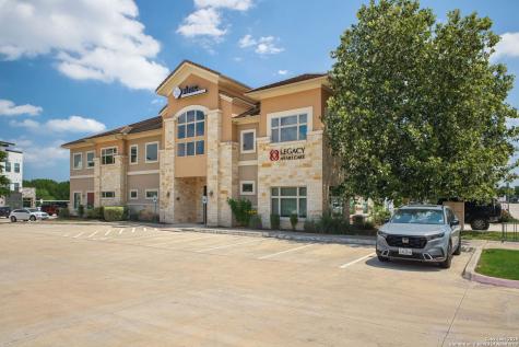 2 Spurs Lane San Antonio TX 78240