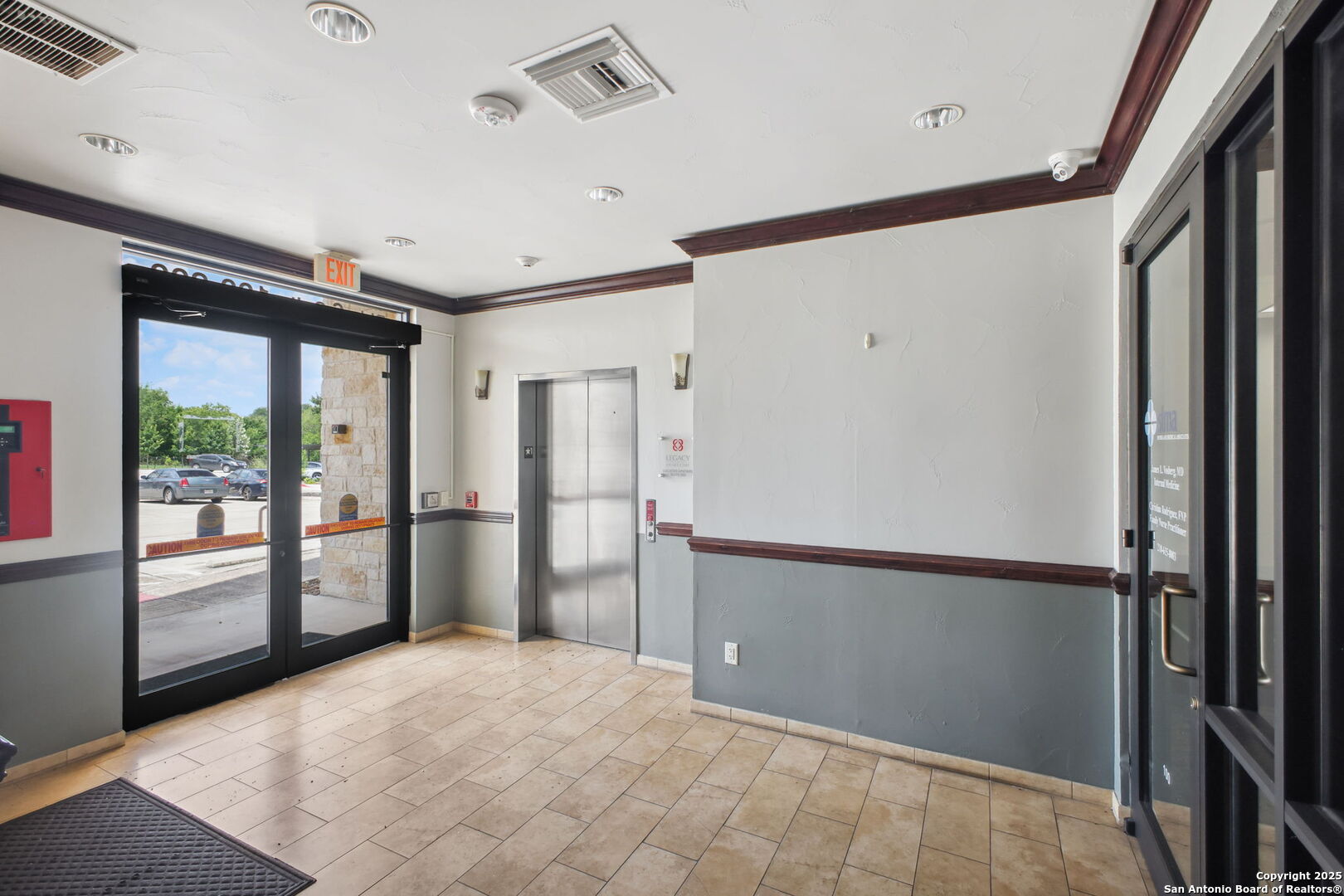 2 Spurs Lane San Antonio TX 78240