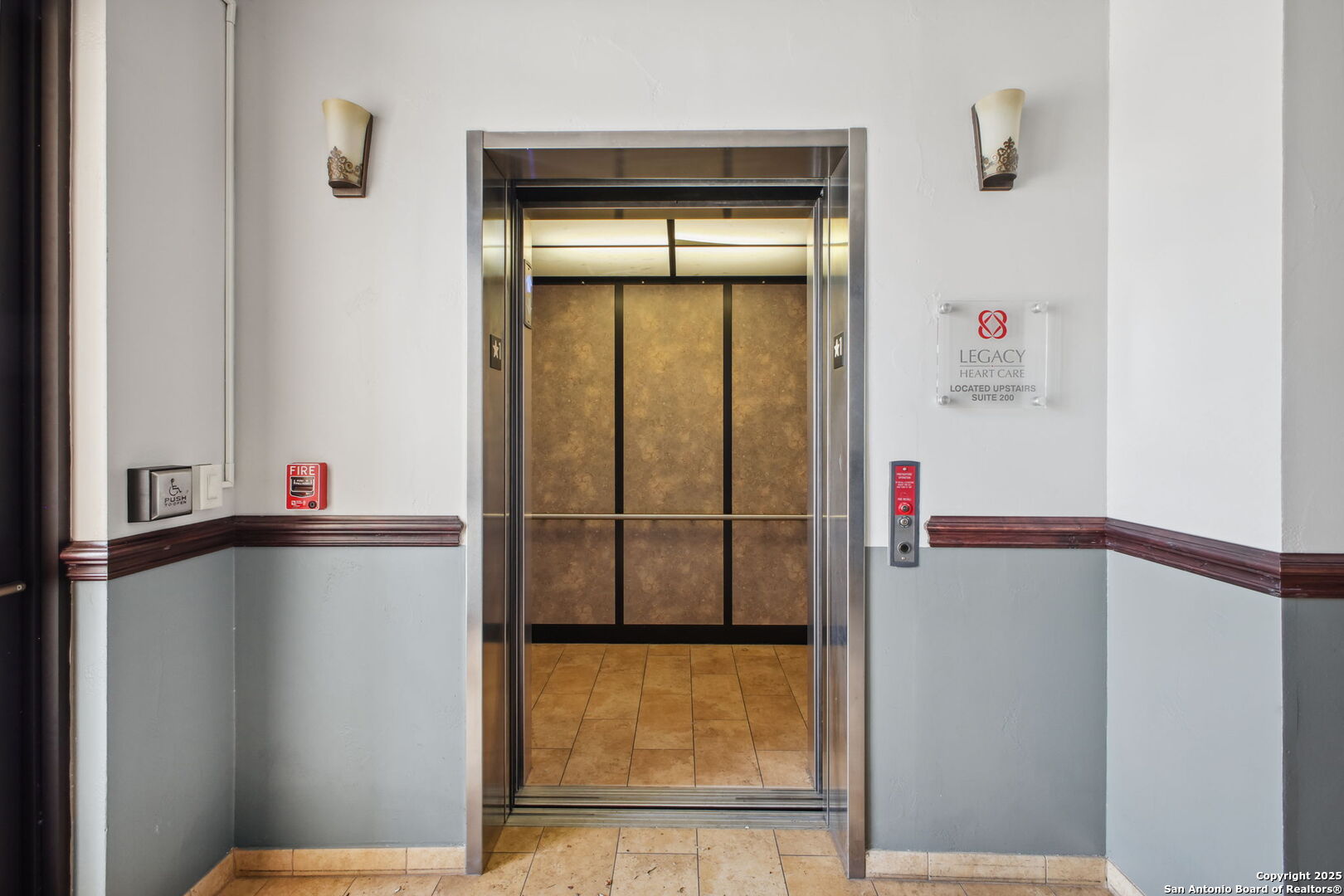 2 Spurs Lane San Antonio TX 78240