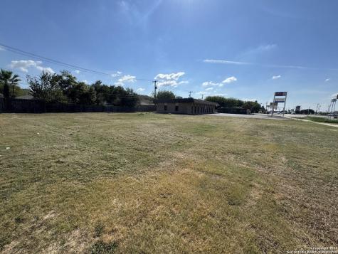 7125 Bandera Leon Valley TX 78238