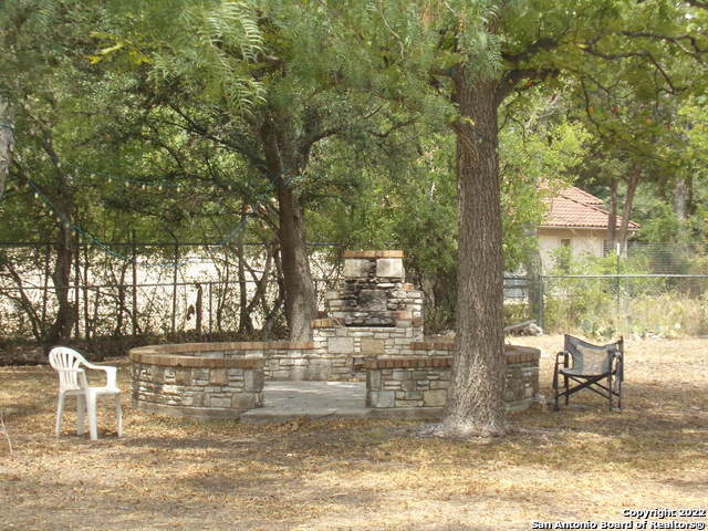 5975 Babcock San Antonio TX 78240