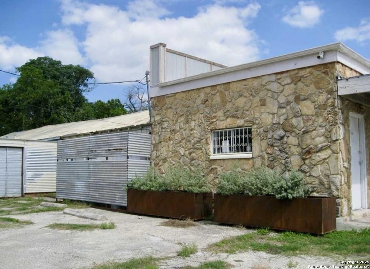 1702-1706 S Presa Street San Antonio TX 78210