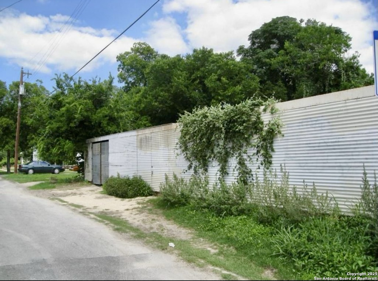 1702-1706 S Presa Street San Antonio TX 78210