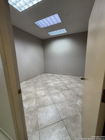 5917 San Pedro San Antonio TX 78212