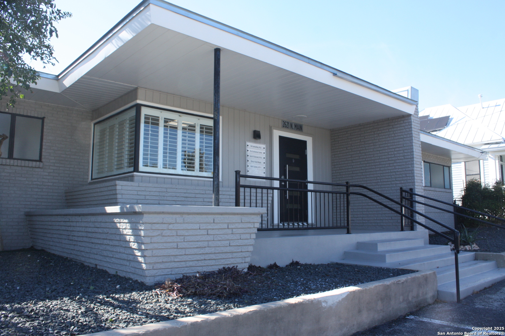 2621 North Main San Antonio TX 78212