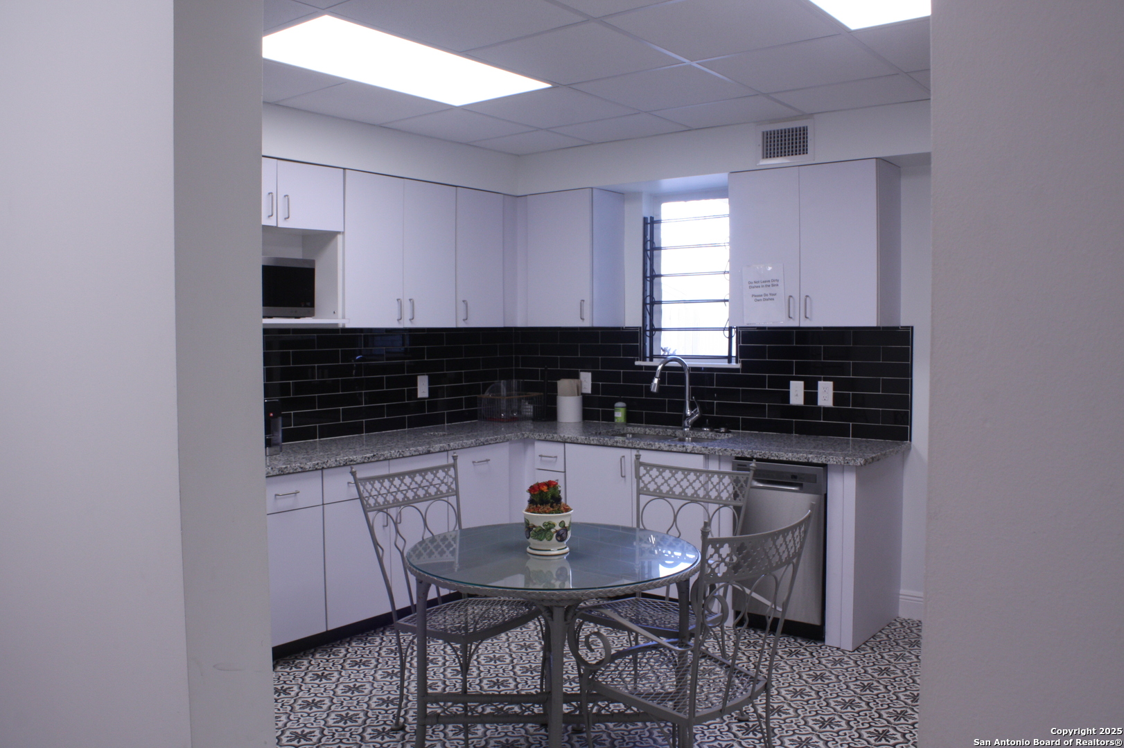 2621 North Main San Antonio TX 78212