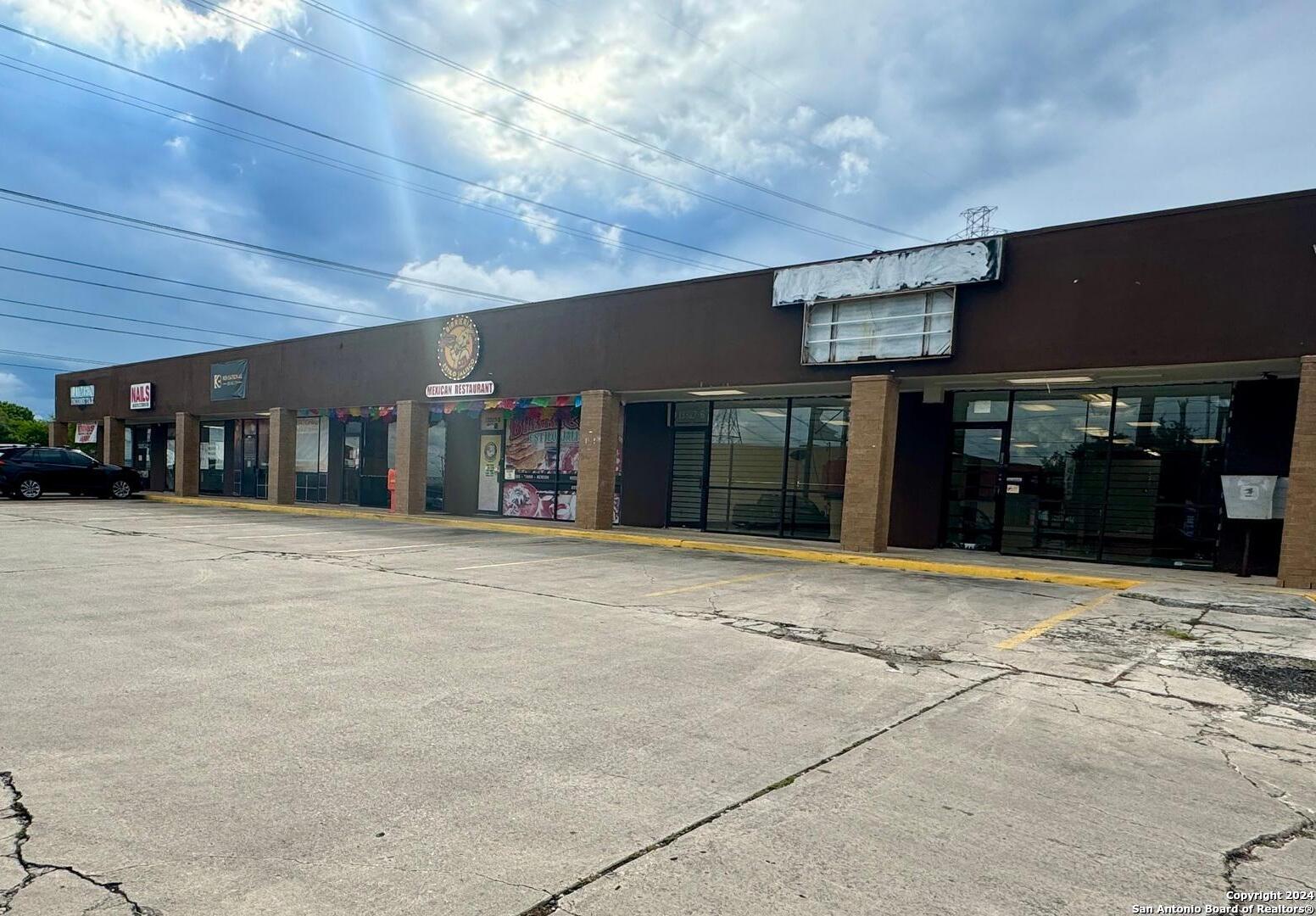 13327 Nacogdoches San Antonio TX 78217