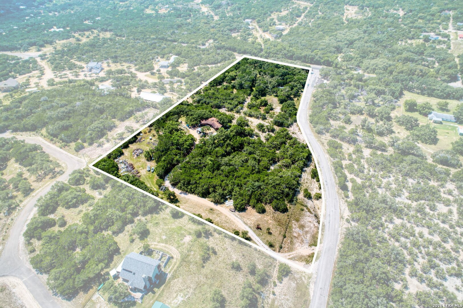 10294 Park Road 37 Lakehills TX 78063