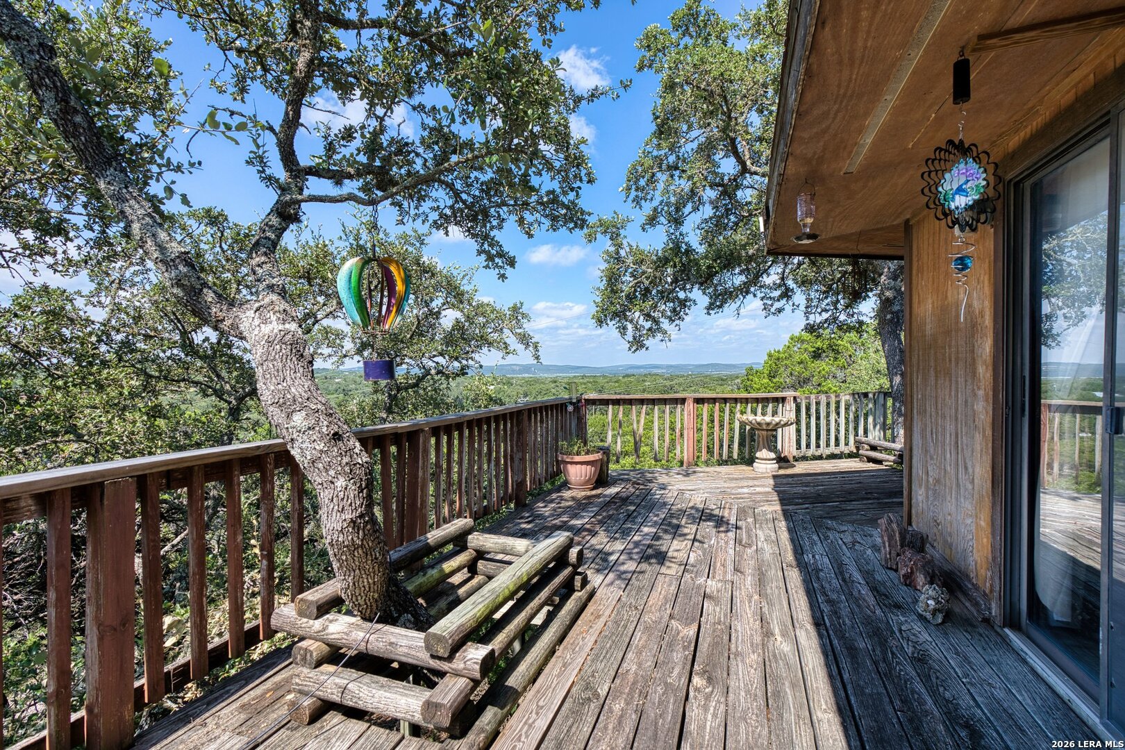 10294 Park Road 37 Lakehills TX 78063