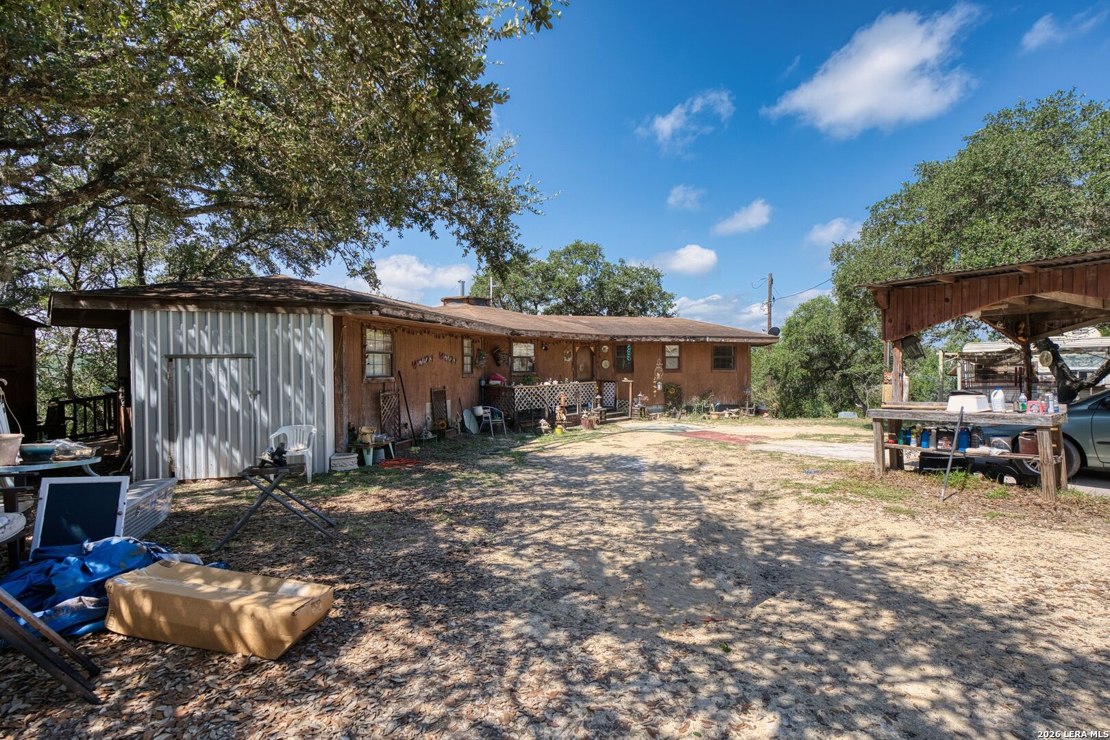 10294 Park Road 37 Lakehills TX 78063