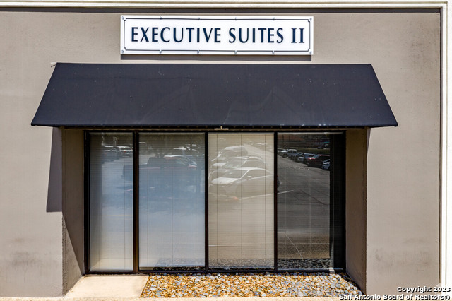 3700 Fredericksburg Road San Antonio TX 78201