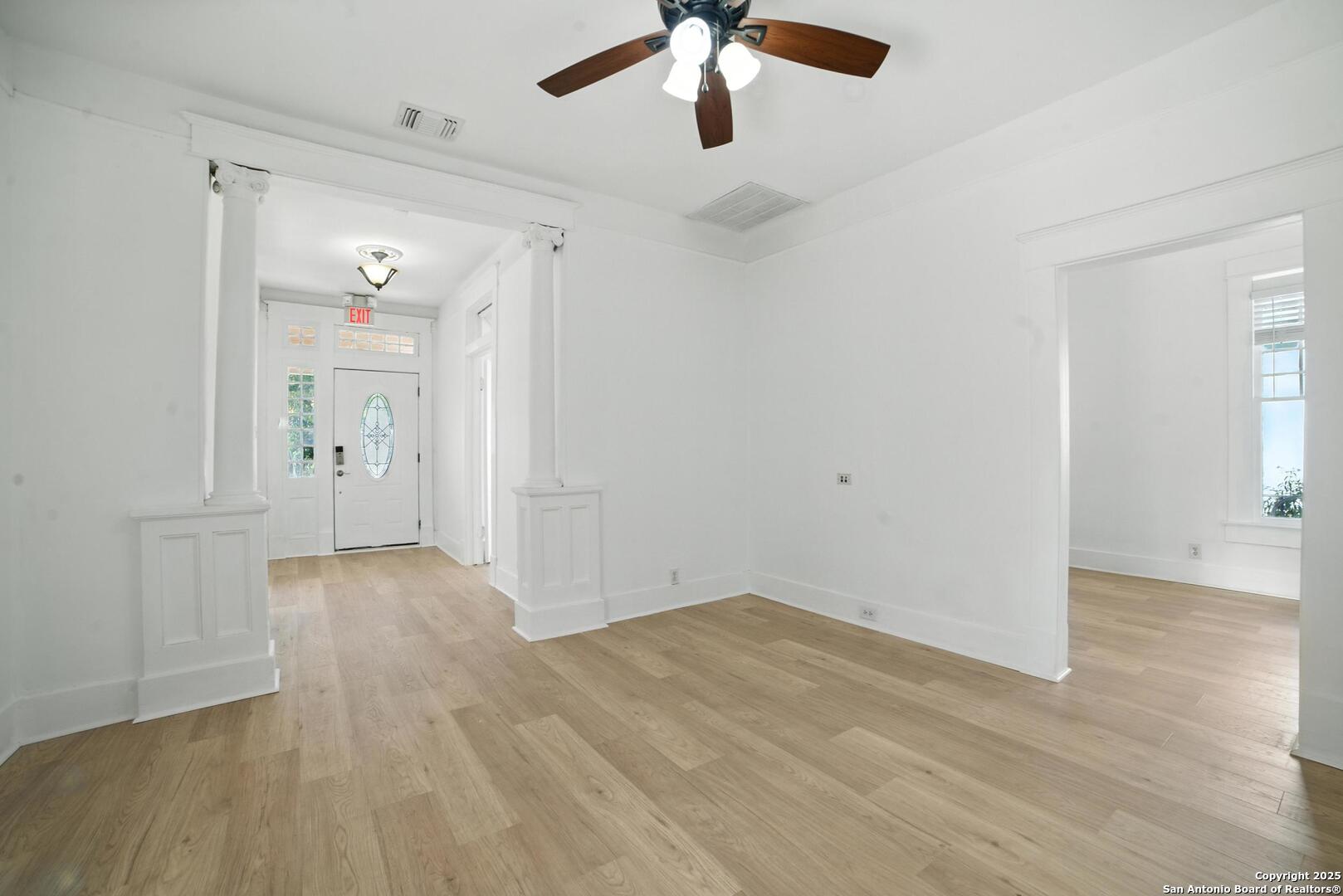 1506 W Martin San Antonio TX 78207