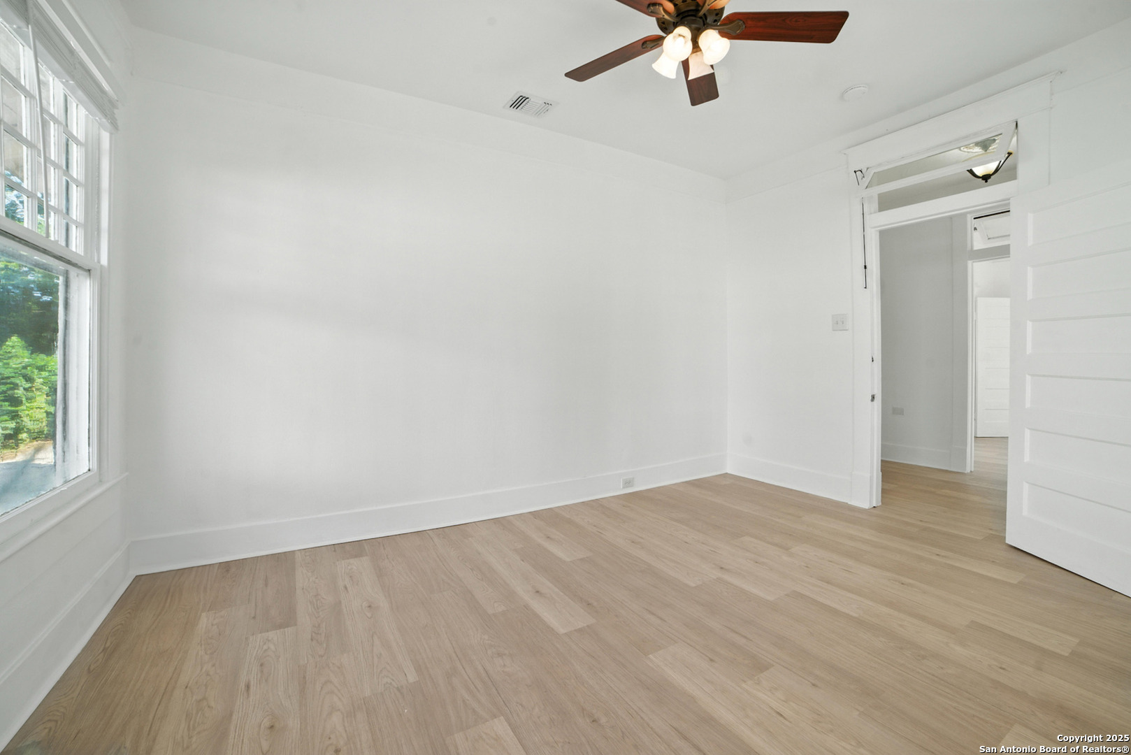 1506 W Martin San Antonio TX 78207