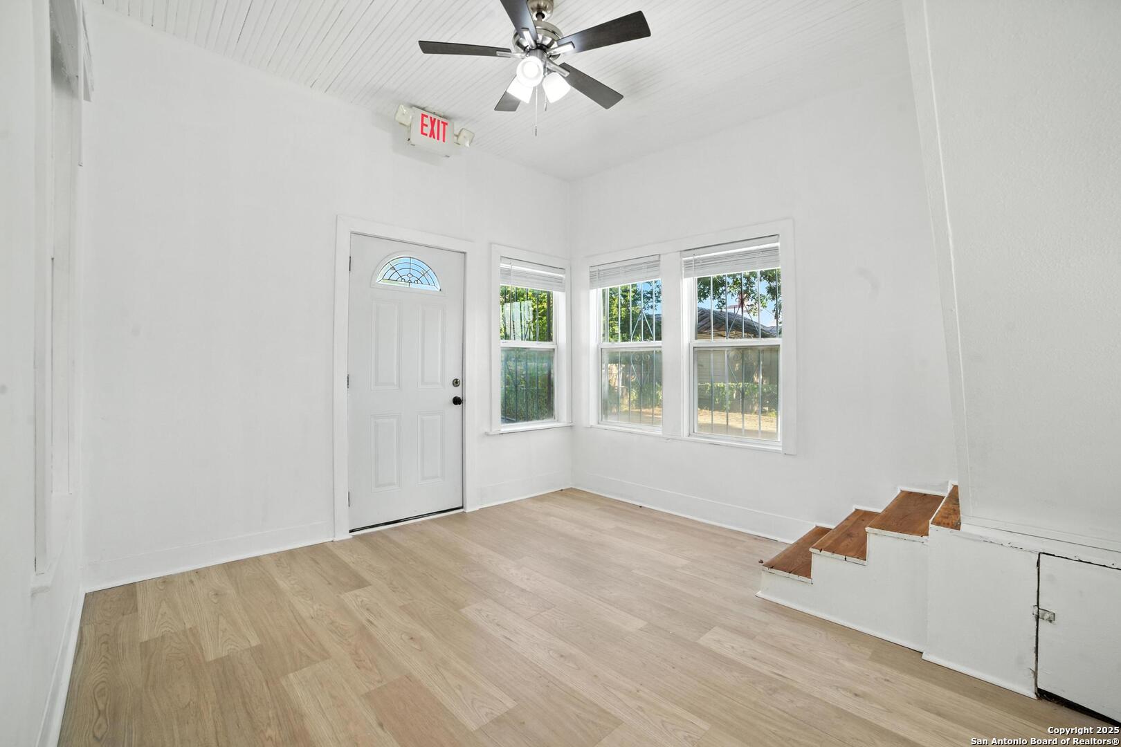 1506 W Martin San Antonio TX 78207