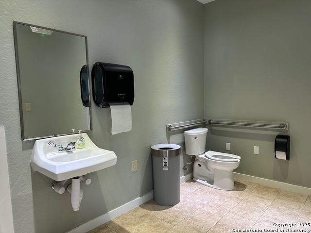 1510 S Main Boerne TX 78006