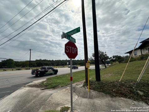 1510 S Main Boerne TX 78006