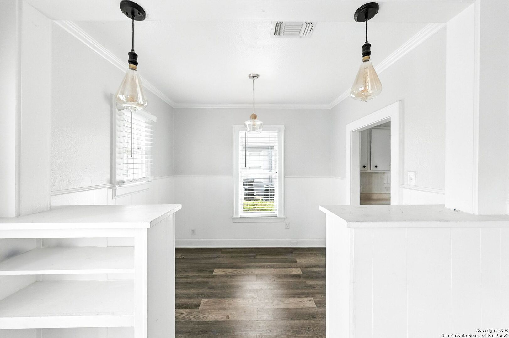 930 E Grayson Street San Antonio TX 78208