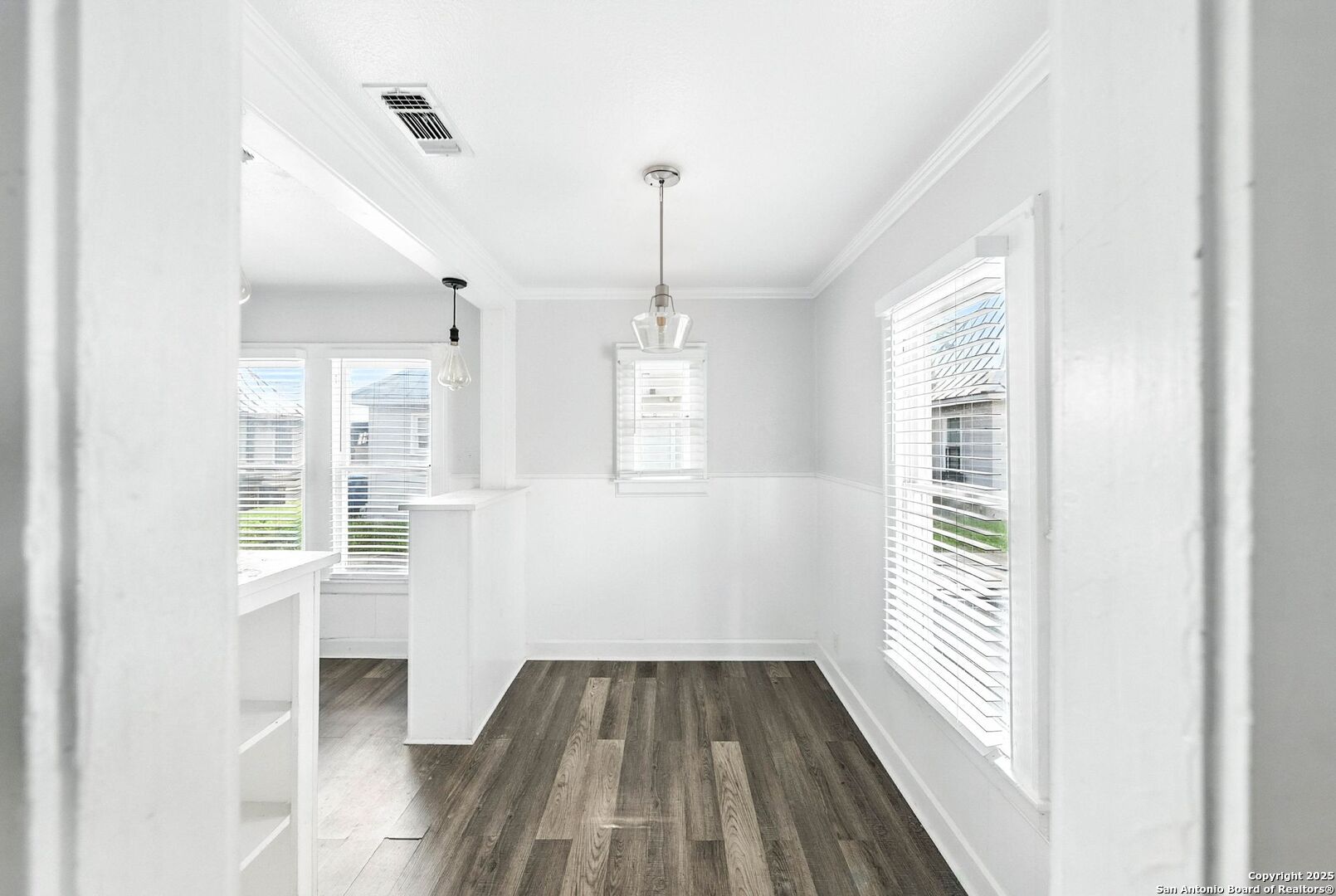 930 E Grayson Street San Antonio TX 78208