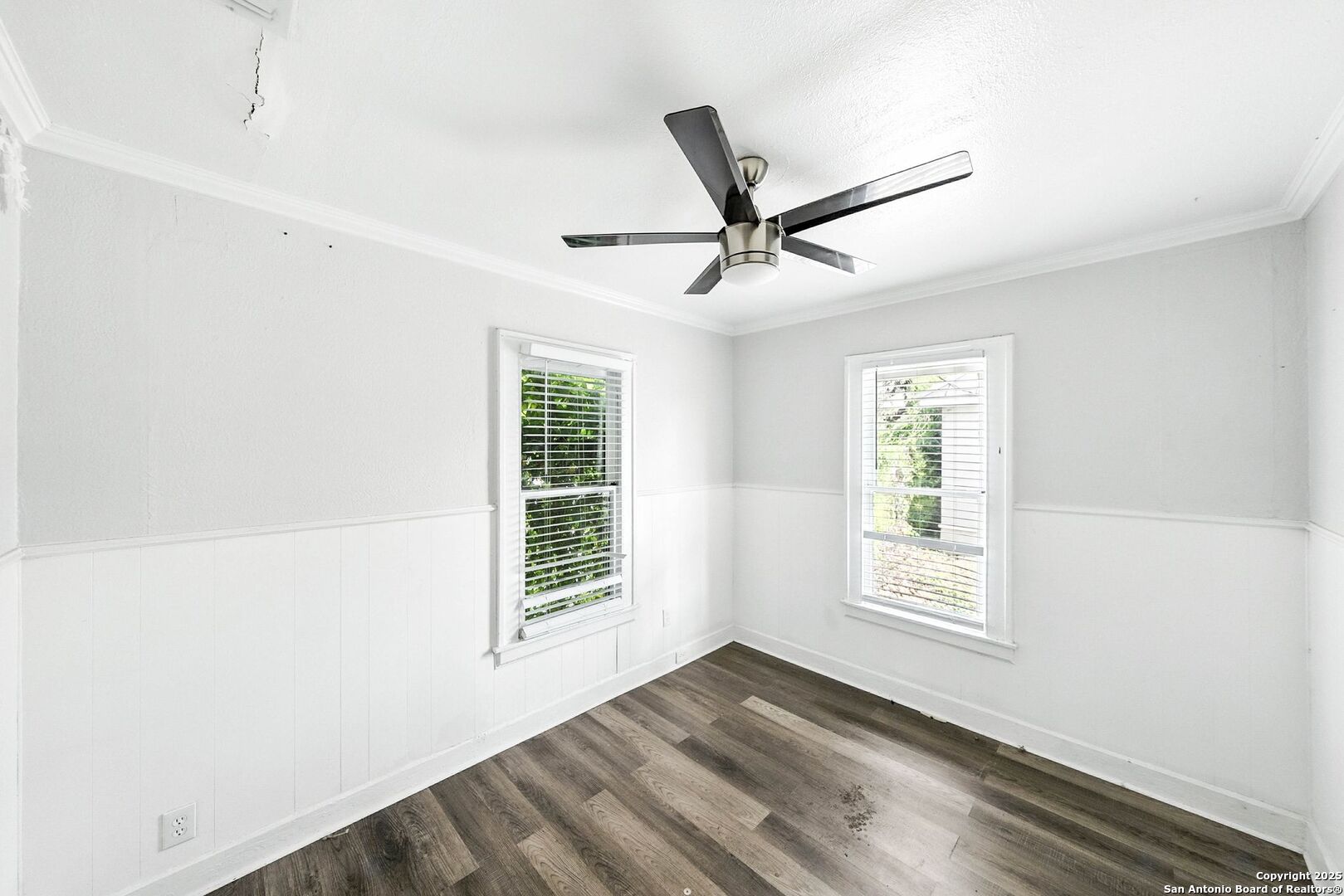 930 E Grayson Street San Antonio TX 78208