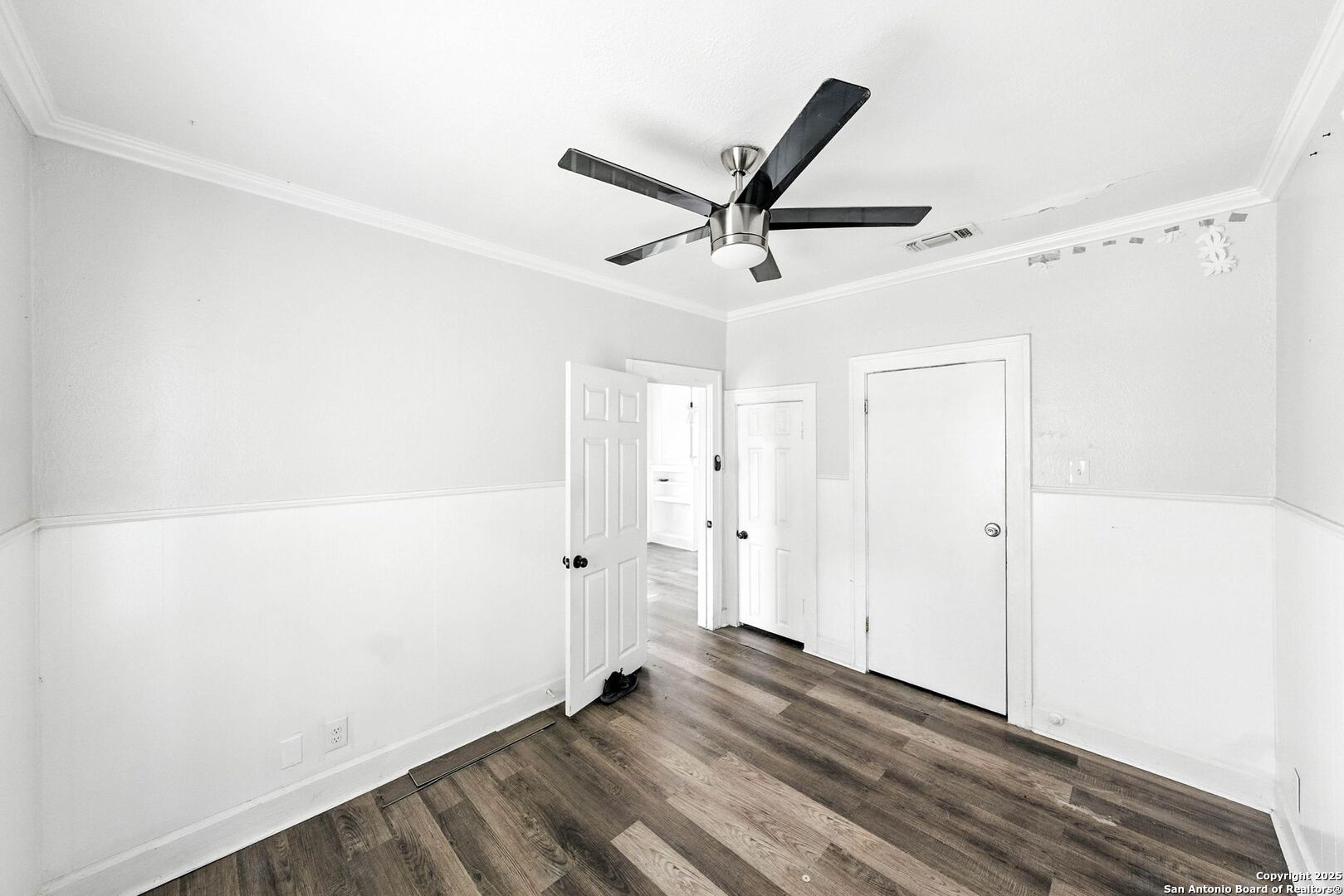 930 E Grayson Street San Antonio TX 78208