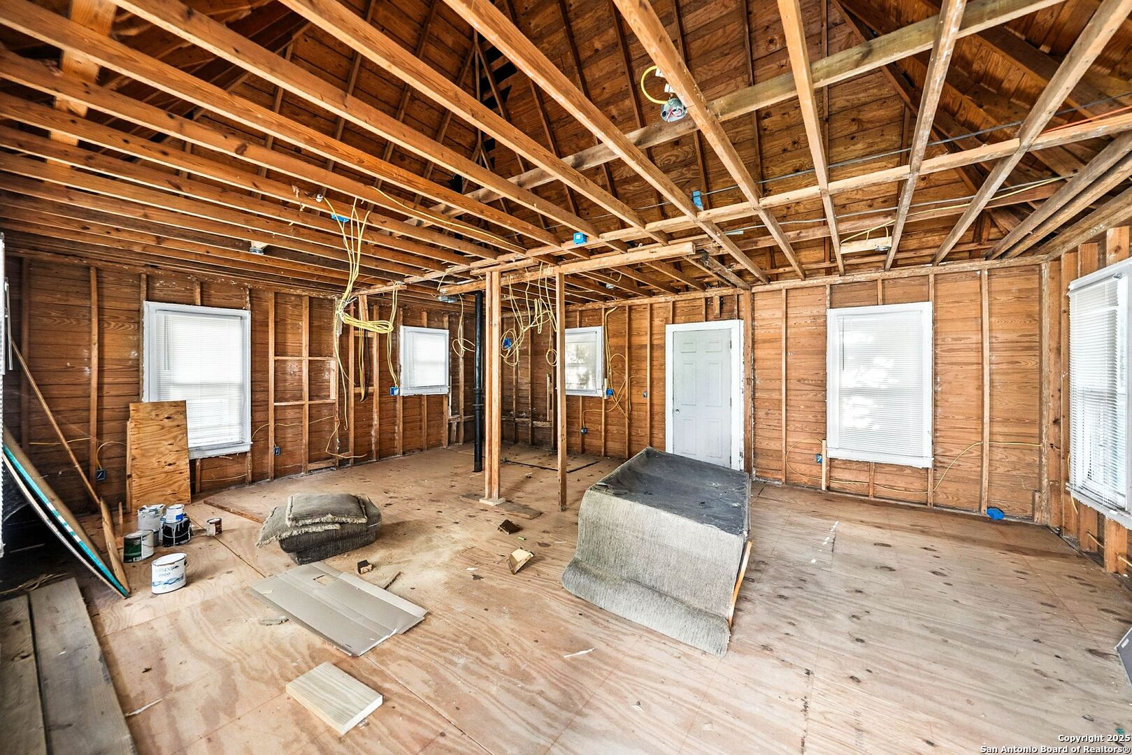 930 E Grayson Street San Antonio TX 78208